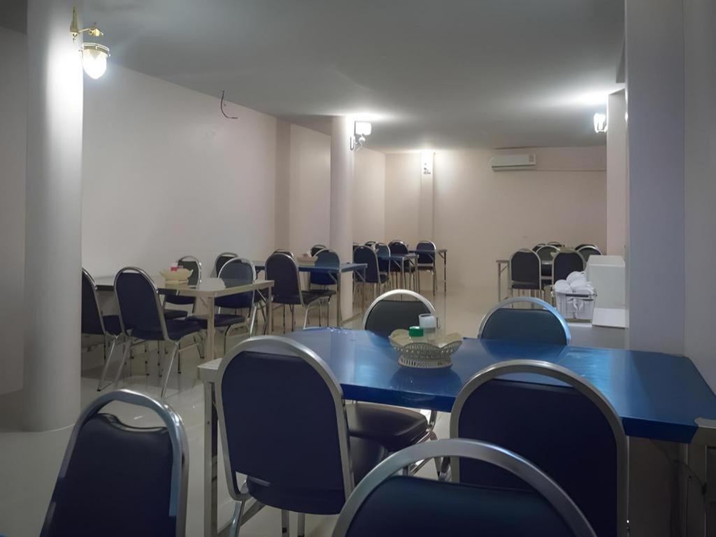 Bird Room Hotel - Pratunam Бангкок Екстер'єр фото