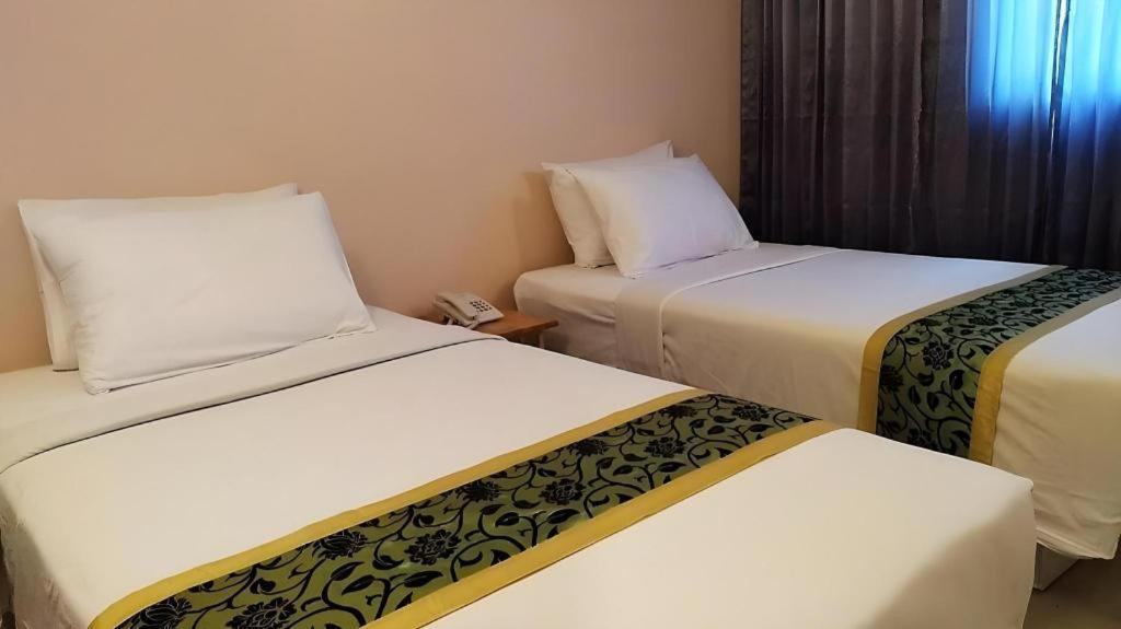 Bird Room Hotel - Pratunam Бангкок Екстер'єр фото