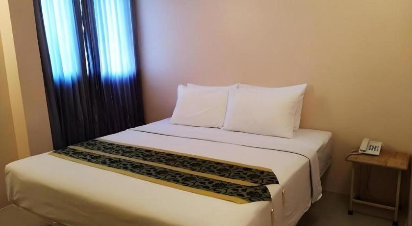 Bird Room Hotel - Pratunam Бангкок Екстер'єр фото